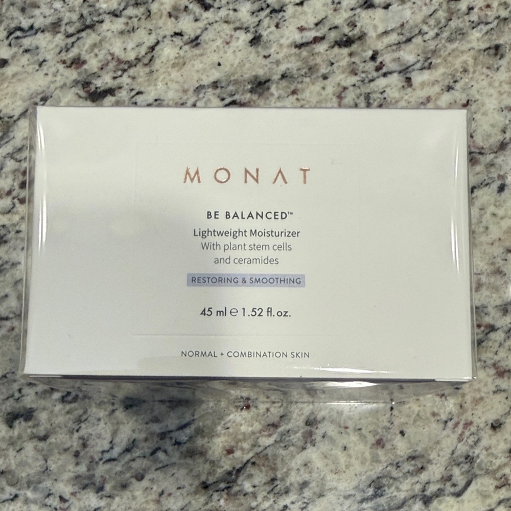 Monet Be Balanced Moisturizer - White